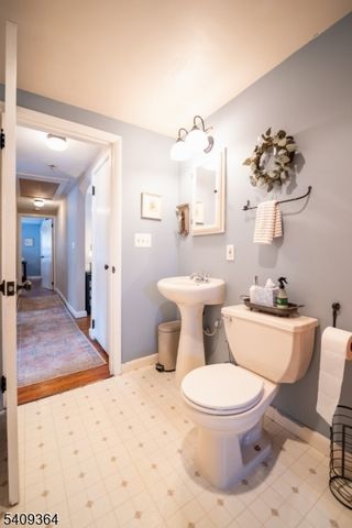 100 Ridge Rd, Harmony Twp., NJ 08865