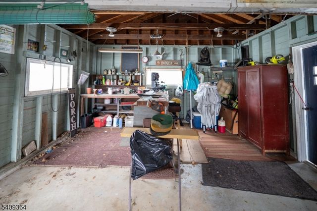 100 Ridge Rd, Harmony Twp., NJ 08865