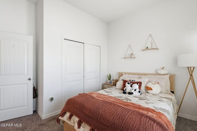 301 Park Vista Place, Horizon City, TX 79928