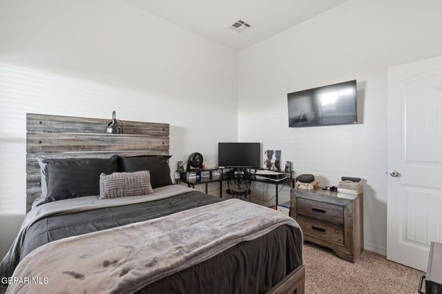 301 Park Vista Place, Horizon City, TX 79928