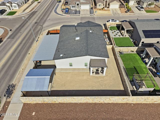 301 Park Vista Place, Horizon City, TX 79928