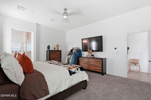 301 Park Vista Place, Horizon City, TX 79928