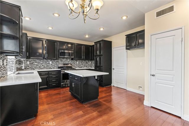 11962 Mariposa Bay, Porter Ranch, CA 91326