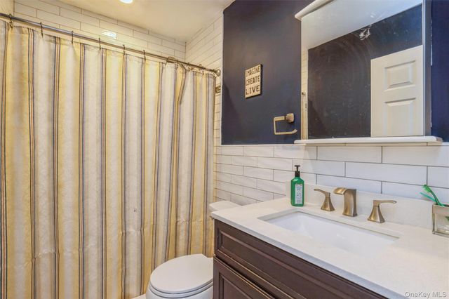 35 Norman Drive, Bohemia, NY 11716