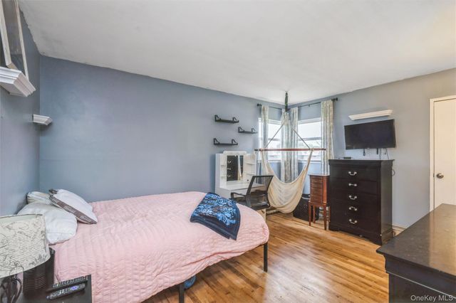 35 Norman Drive, Bohemia, NY 11716