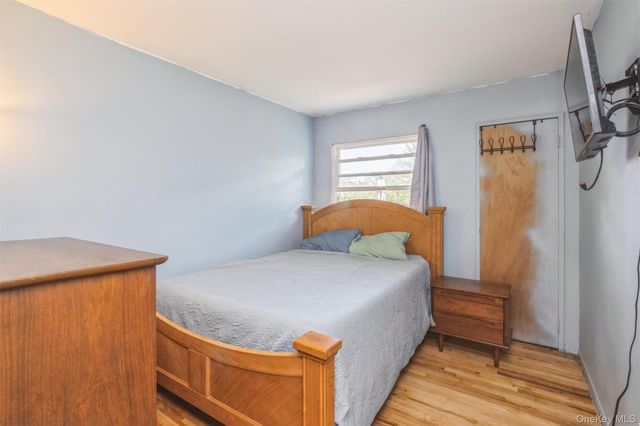 35 Norman Drive, Bohemia, NY 11716