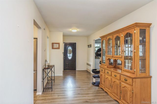 35 Norman Drive, Bohemia, NY 11716
