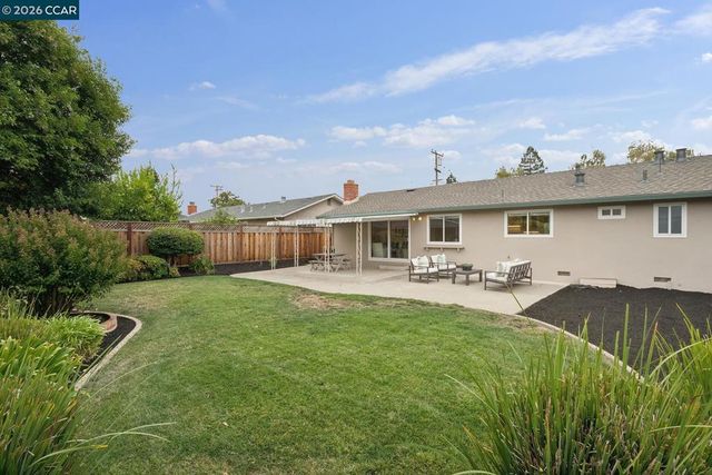 866 Wilmore Ave, Concord, CA 94518