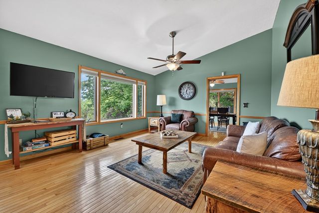 205 Lookout Drive, Blue Ridge, GA 30513