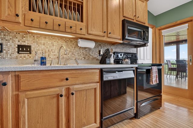 205 Lookout Drive, Blue Ridge, GA 30513