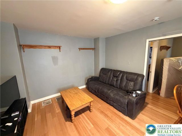 920 Fair Street North, Allentown City, PA 18102