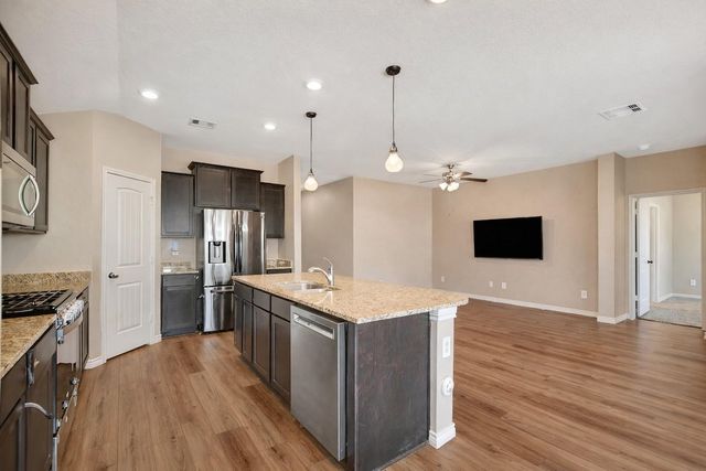 1014 Fannin Street, Brenham, TX 77833