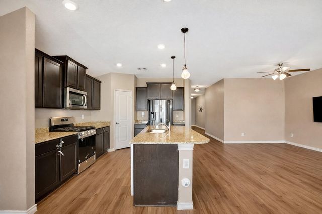 1014 Fannin Street, Brenham, TX 77833