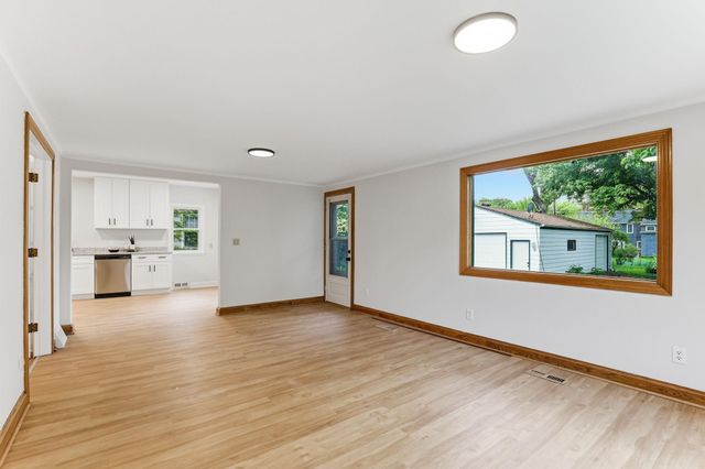 6612 Lynwood Boulevard, Richfield, MN 55423