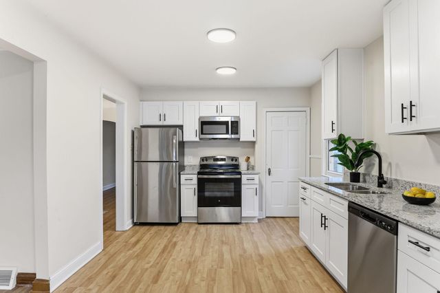 6612 Lynwood Boulevard, Richfield, MN 55423