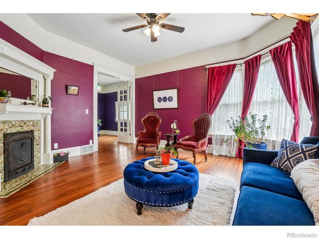 837 N Jefferson Avenue, Loveland, CO 80537