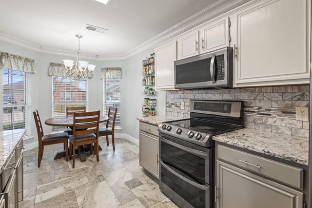 6318 Brookbriar Court, Arlington, TX 76018