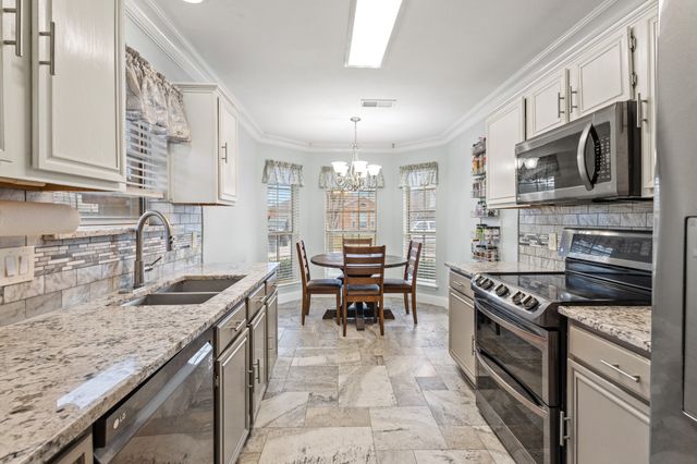 6318 Brookbriar Court, Arlington, TX 76018