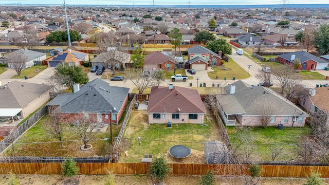 6318 Brookbriar Court, Arlington, TX 76018