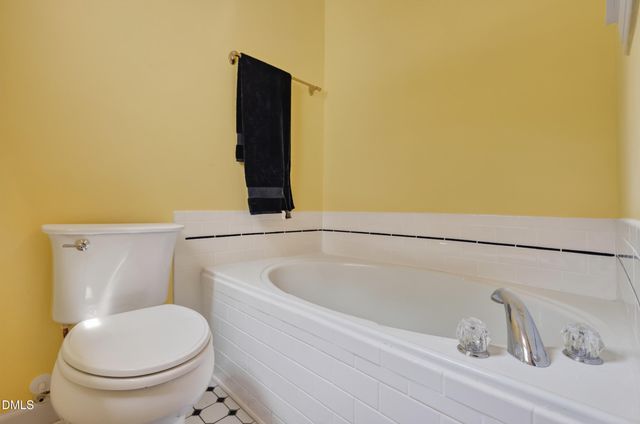236 Whistling Swan Drive, Wake Forest, NC 27587