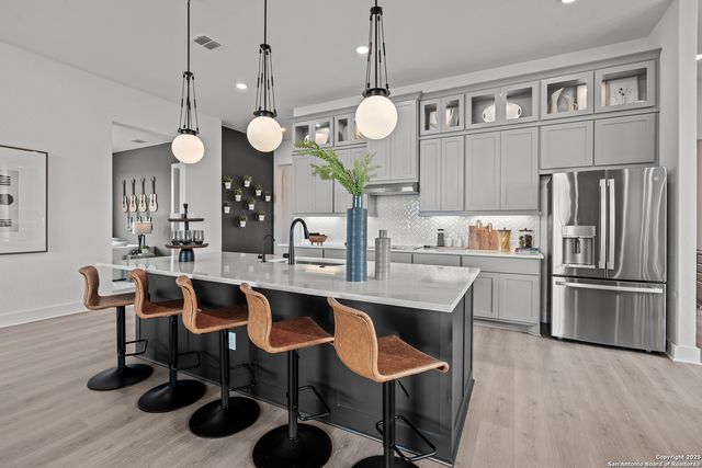 718 Niebla Creek, San Antonio, TX 78263