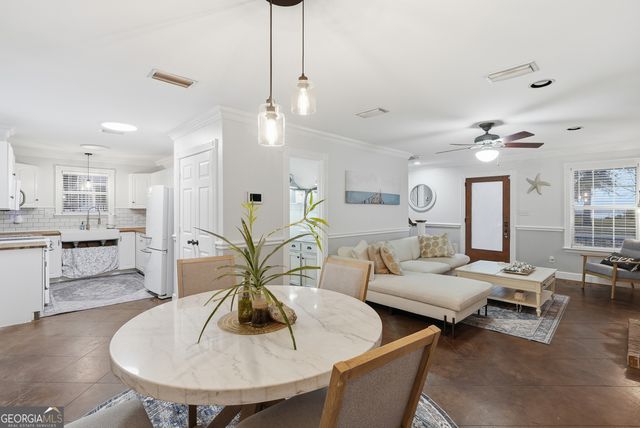 770 Hickory Bluff Drive, Waverly, GA 31565