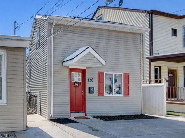118 Carlisle Ave, Paterson City, NJ 07501