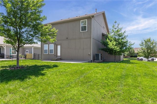 432 E Pawnee Street, Gardner, KS 66030
