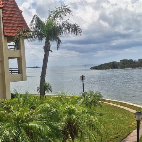 132 1ST STREET E 101, Tierra Verde, FL 33715