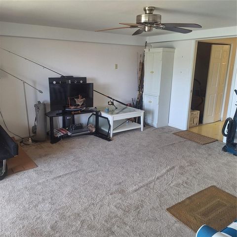 132 1ST STREET E 101, Tierra Verde, FL 33715