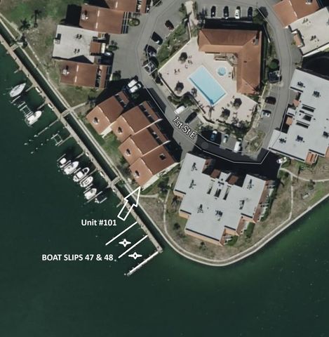 132 1ST STREET E 101, Tierra Verde, FL 33715