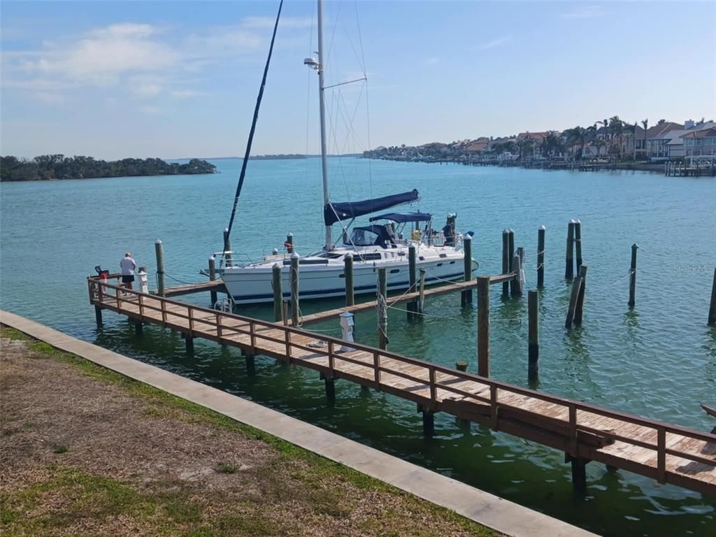 132 1ST STREET E 101, Tierra Verde, FL 33715