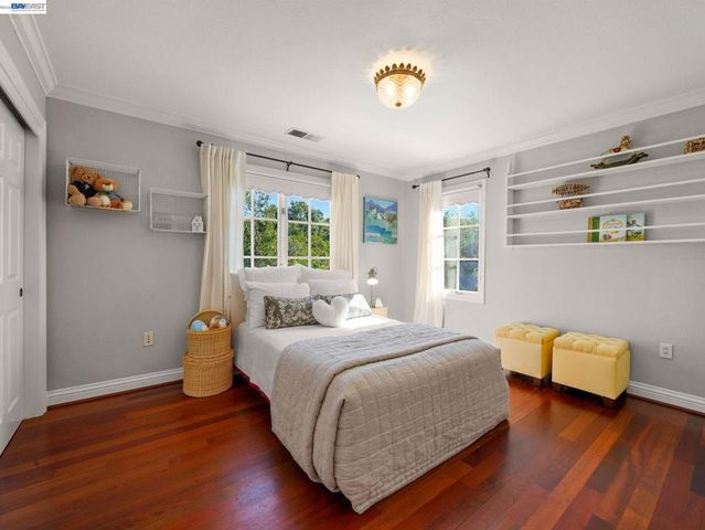 10507 Manzanita Ct., Cupertino, CA 95014