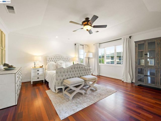 10507 Manzanita Ct., Cupertino, CA 95014