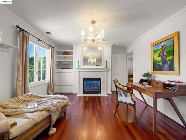 10507 Manzanita Ct., Cupertino, CA 95014