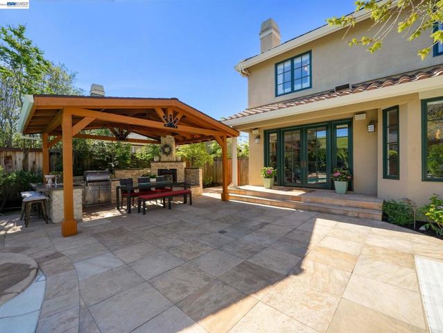 10507 Manzanita Ct., Cupertino, CA 95014