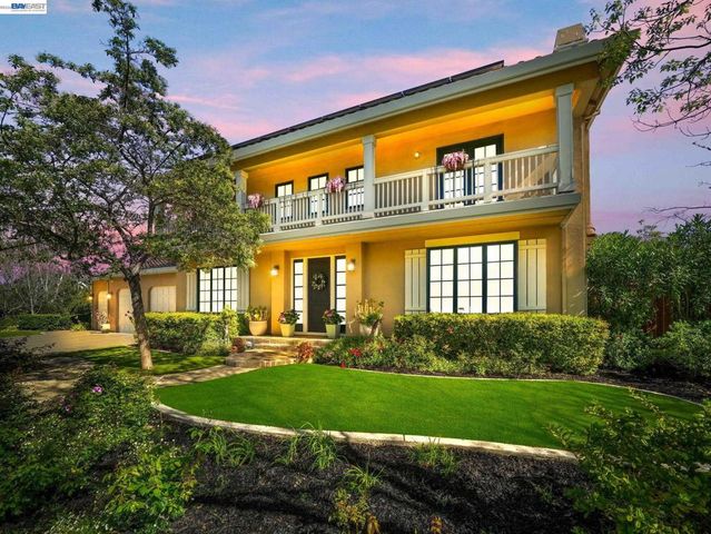 10507 Manzanita Ct., Cupertino, CA 95014