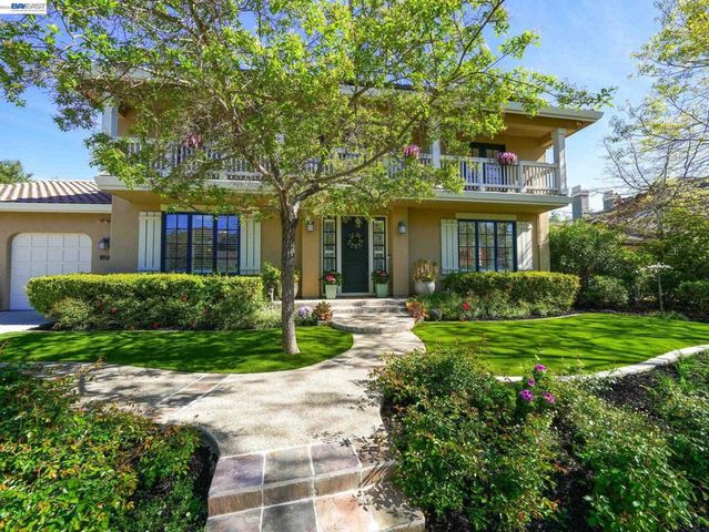 10507 Manzanita Ct., Cupertino, CA 95014