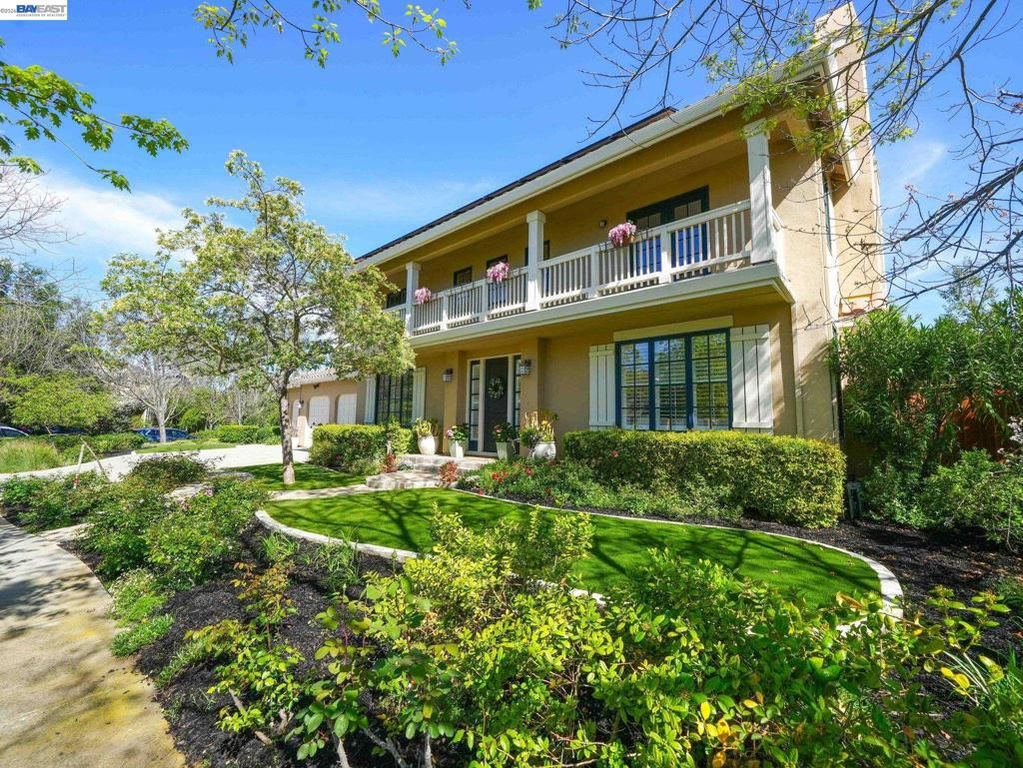 10507 Manzanita Ct., Cupertino, CA 95014