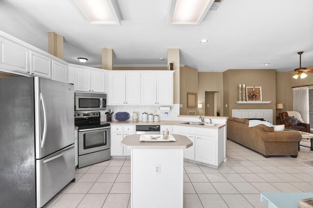 1941 Shield DR, New Braunfels, TX 78130