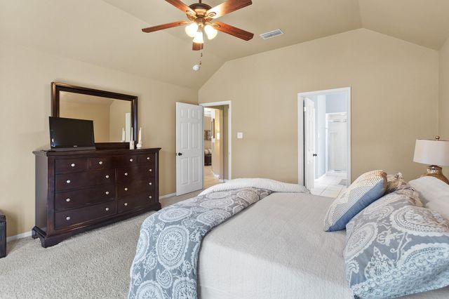1941 Shield DR, New Braunfels, TX 78130