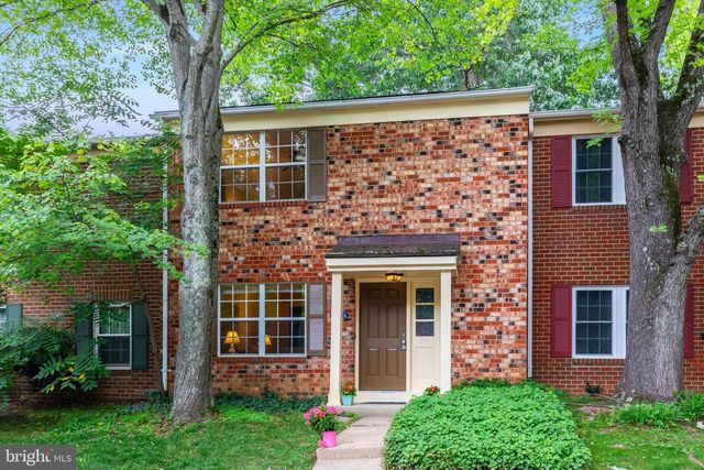 2256 GUNSMITH SQ, Reston, VA 20191