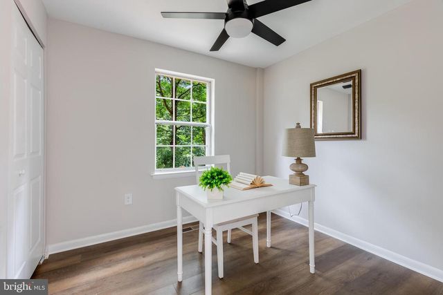 2256 GUNSMITH SQ, Reston, VA 20191