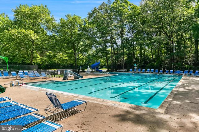 2256 GUNSMITH SQ, Reston, VA 20191