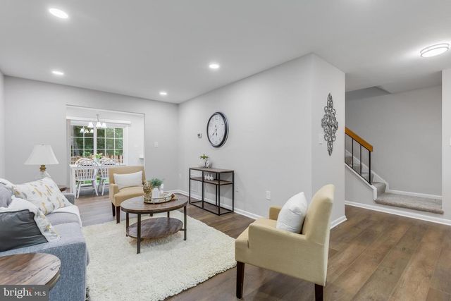 2256 GUNSMITH SQ, Reston, VA 20191