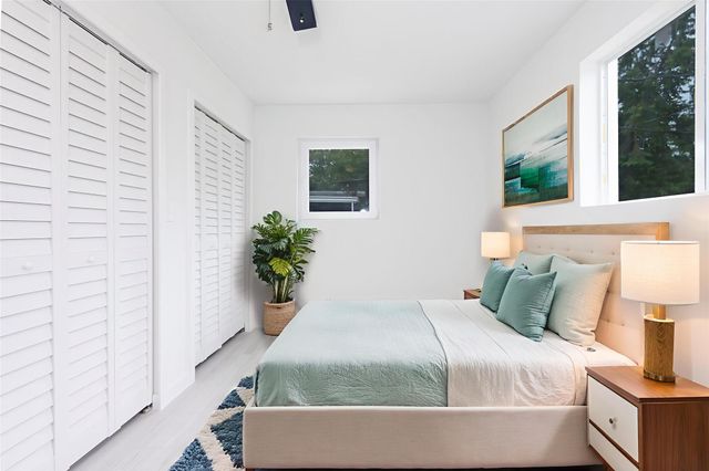 713 SW 4th Ct, Hallandale Beach, FL 33009