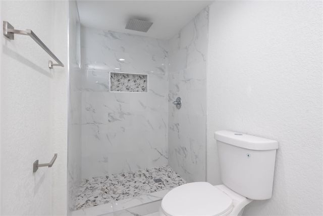 713 SW 4th Ct, Hallandale Beach, FL 33009