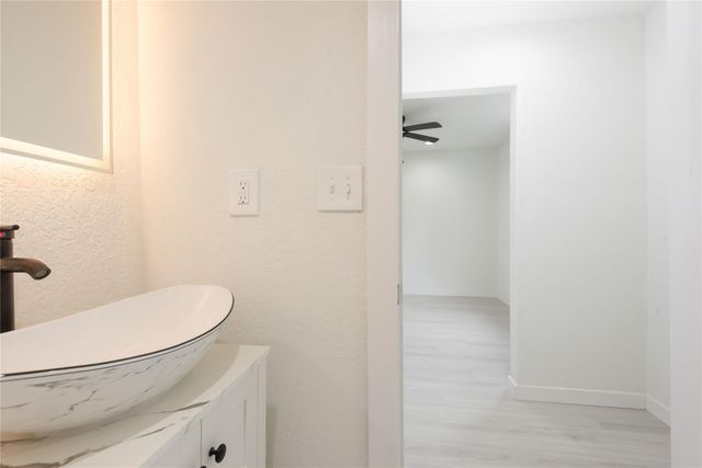 713 SW 4th Ct, Hallandale Beach, FL 33009