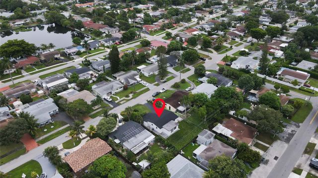 713 SW 4th Ct, Hallandale Beach, FL 33009