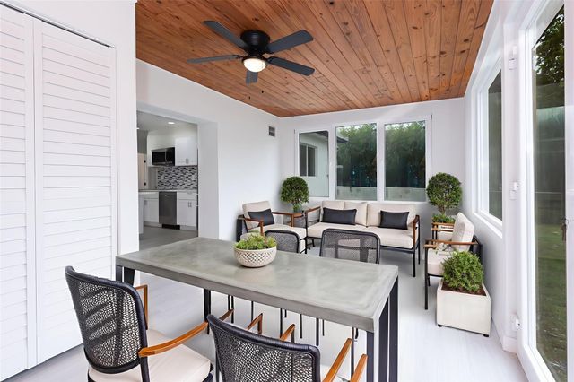 713 SW 4th Ct, Hallandale Beach, FL 33009